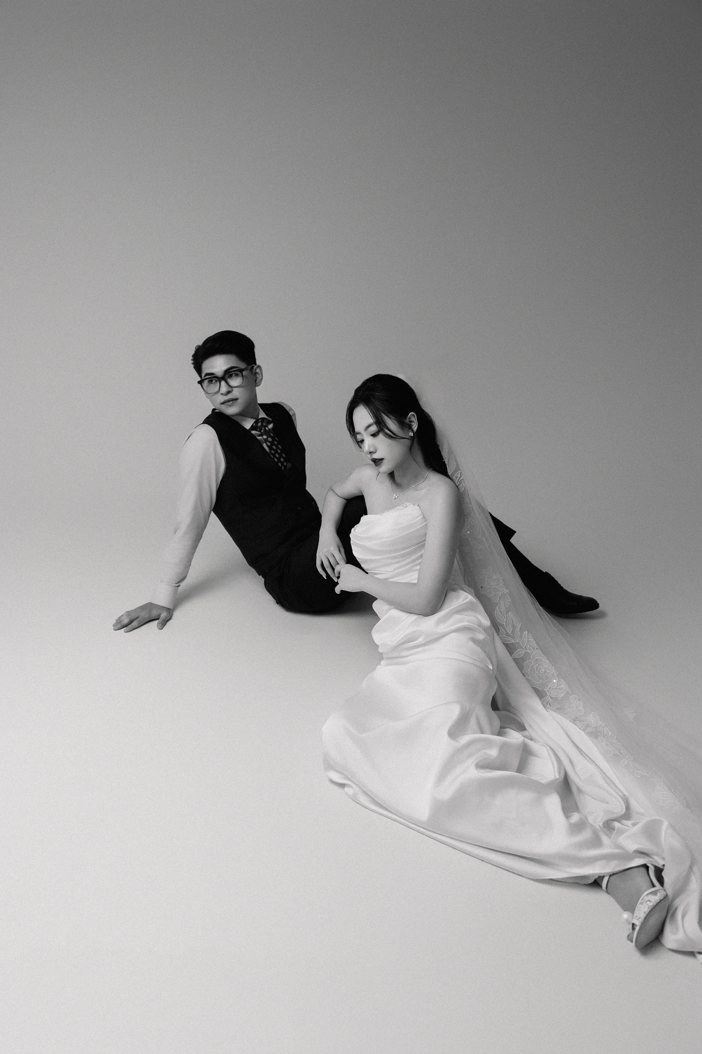 Nhâm & Chi 1